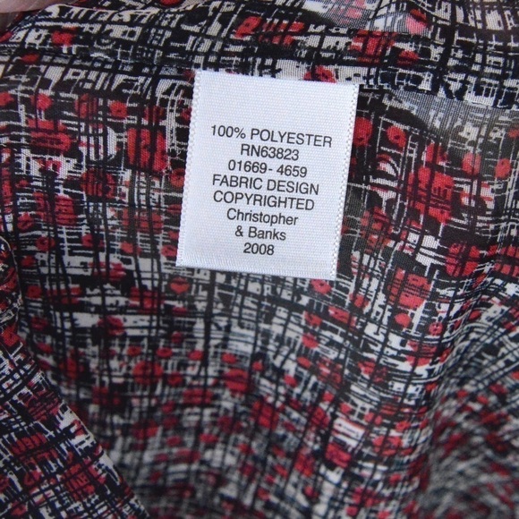 Semi-Sheer Abstract Print Short Sleeve Button Down V Neck Blouse, Size Large NEW - Picture 8 of 9